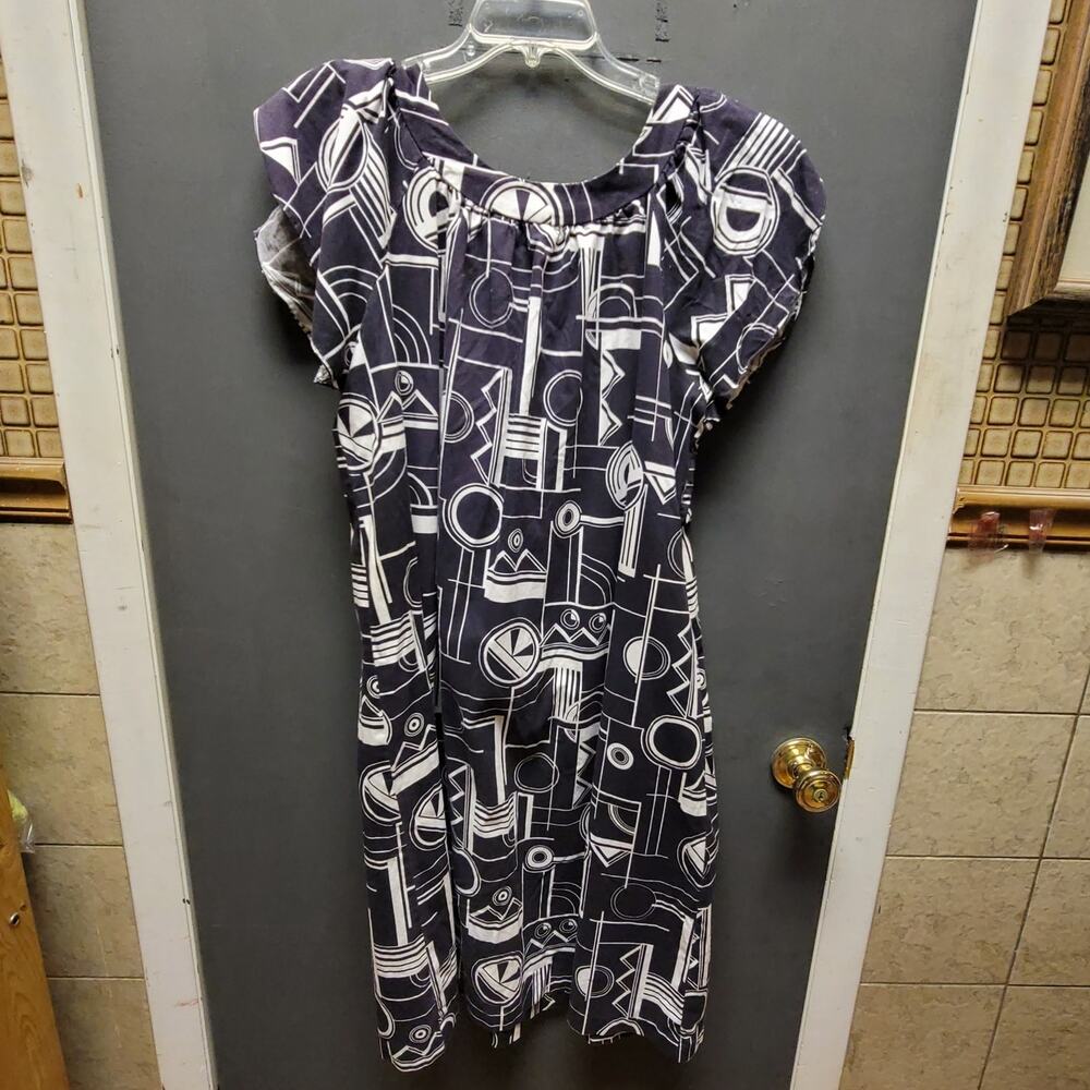 Blue white design dress abstract geometric Kaftan Housedress Size Medium 1980s